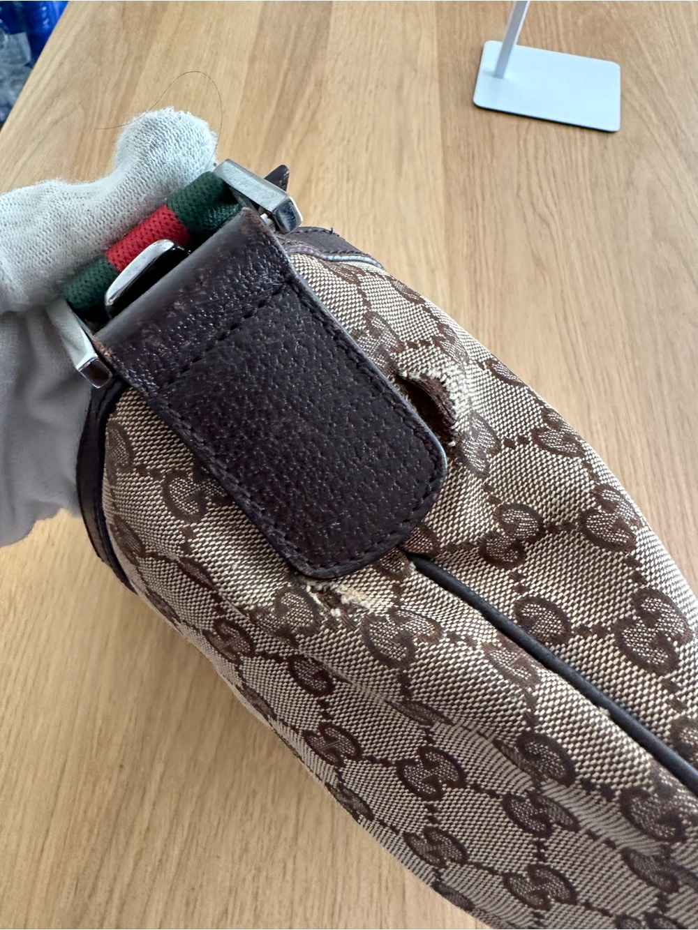 Gucci Cherry Line Crossbody Bag - Picture 9 of 16